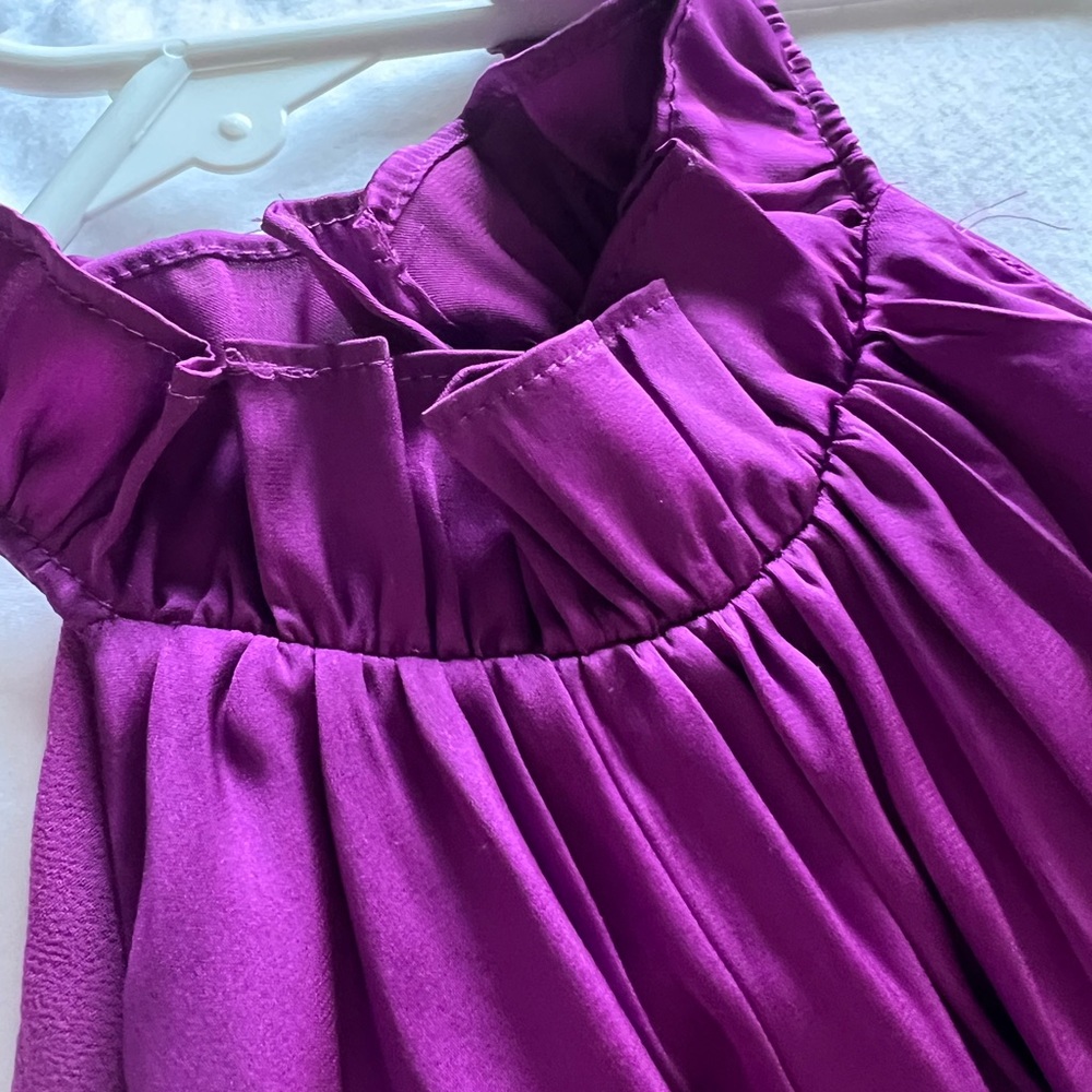 Satin Ruched Mock-Neck Shell ☀️ - Picture 3 of 4
